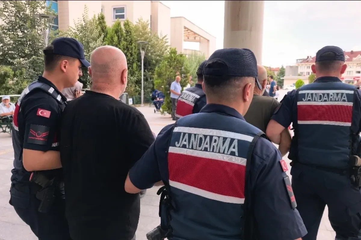 Yönetmen Ezel Akay adliyeye sevk edildi!