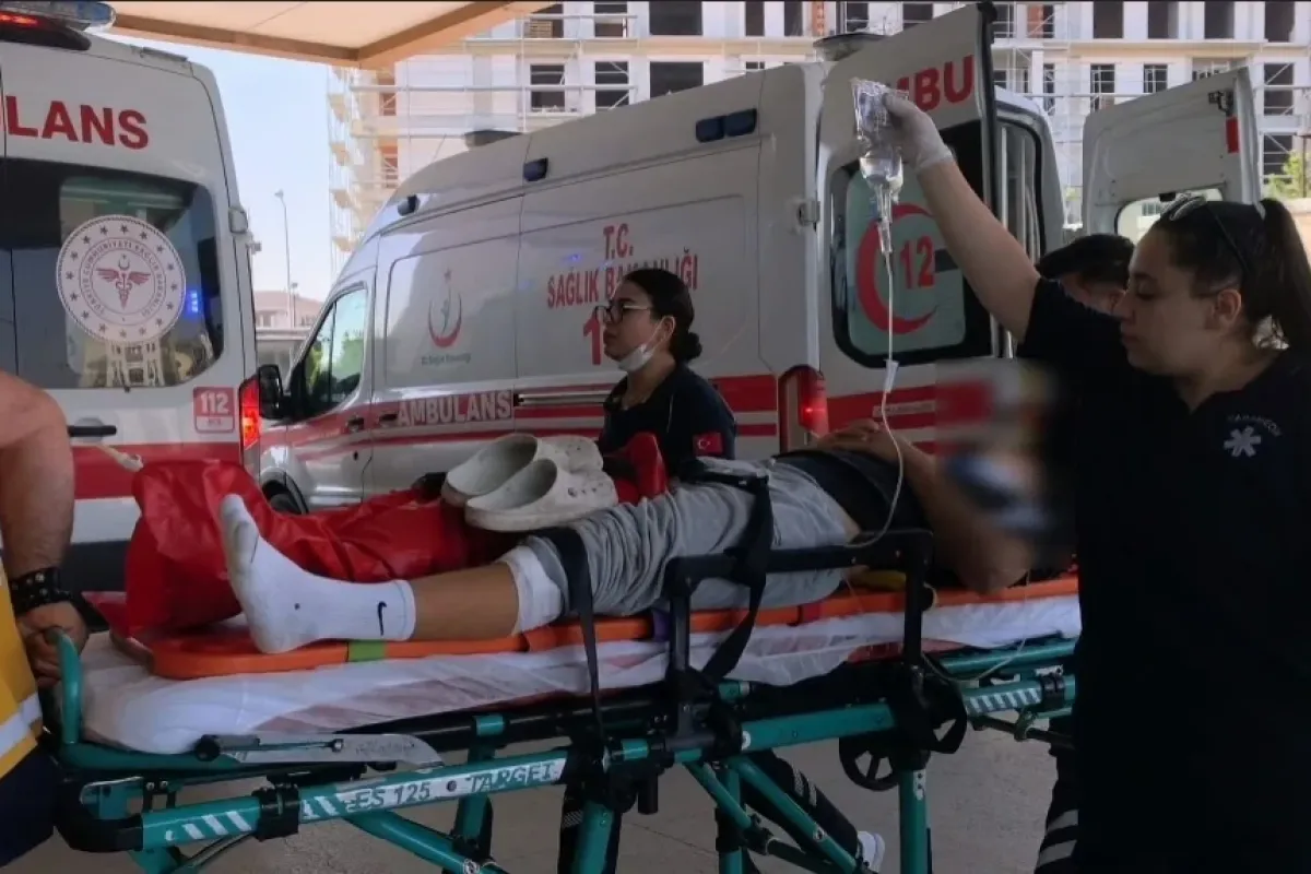 Motosikletli gençler hastanelik oldu!
