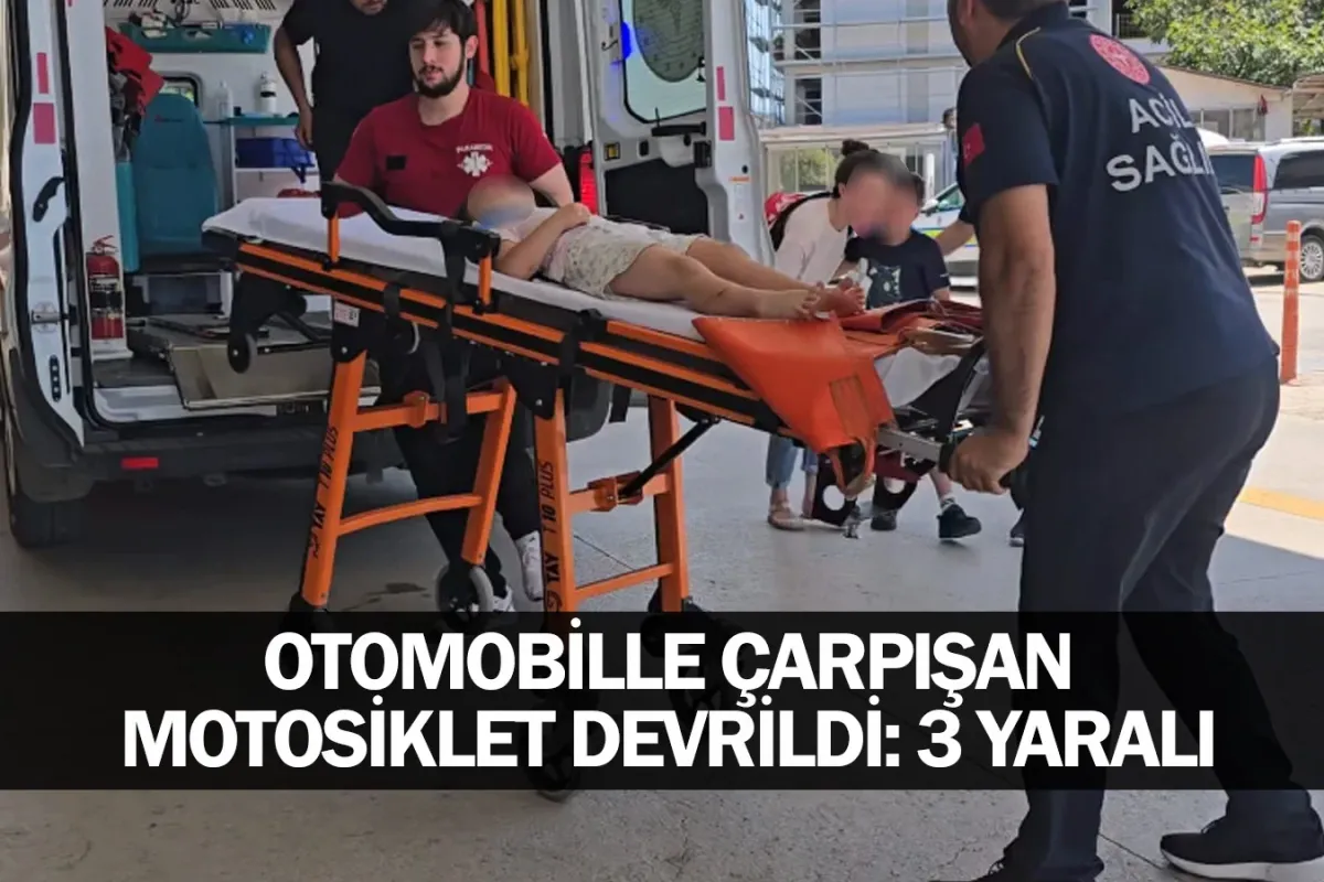 Otomobille çarpışan motosiklet devrildi: 3 yaralı