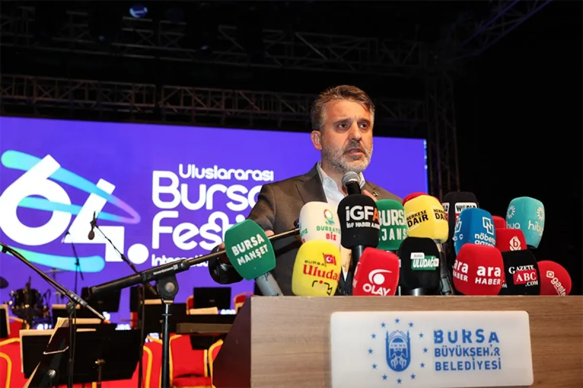100 bin Bursalı sanatla buluştu