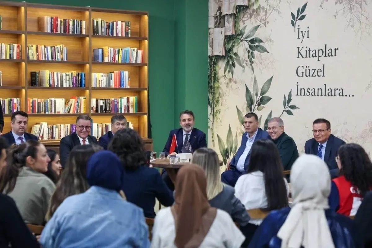 Başkan Vekili Biba'dan üniversitelilere mesaj: Sizin olanı size sunuyoruz