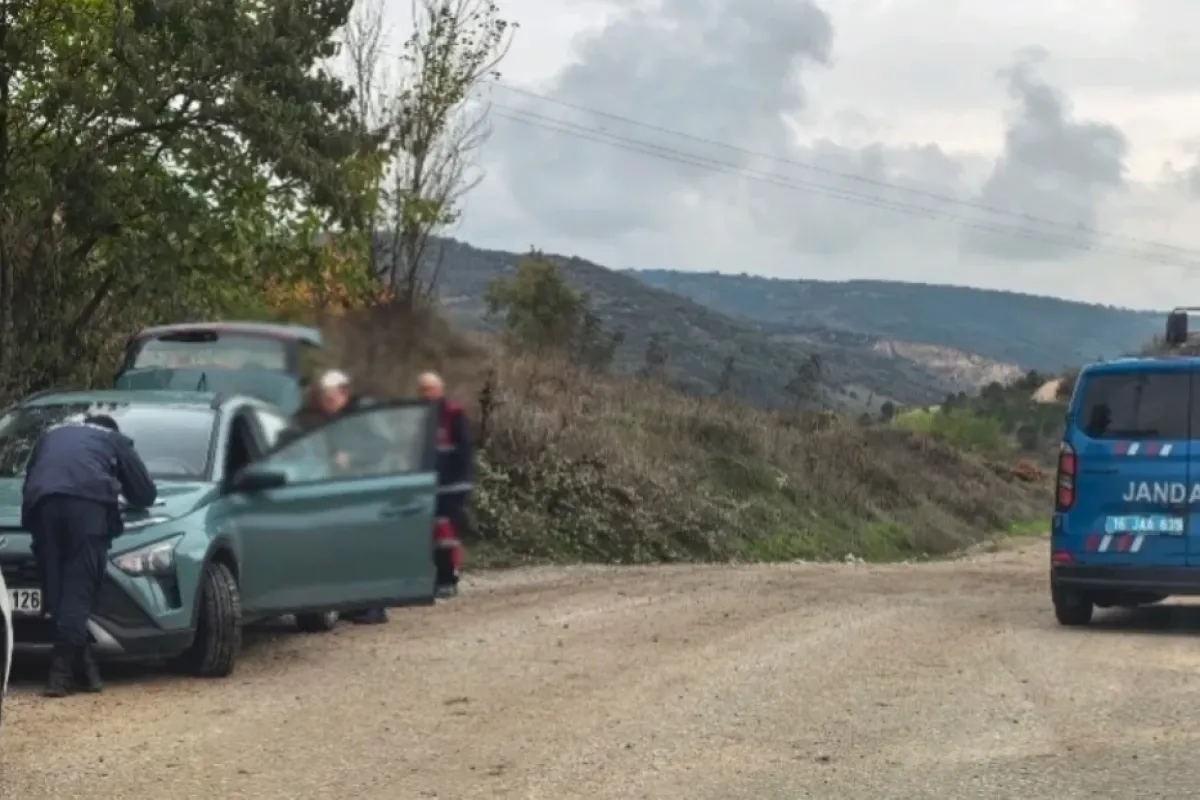 İnegöl’de Şüpheli Araç Alarmı: Kapıları Açık ve Lastiği Patlak Halde Terk Edilmiş Bulundu!