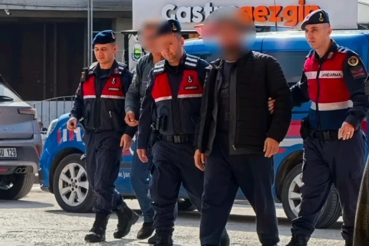 Jandarma suçüstü yakalandı!