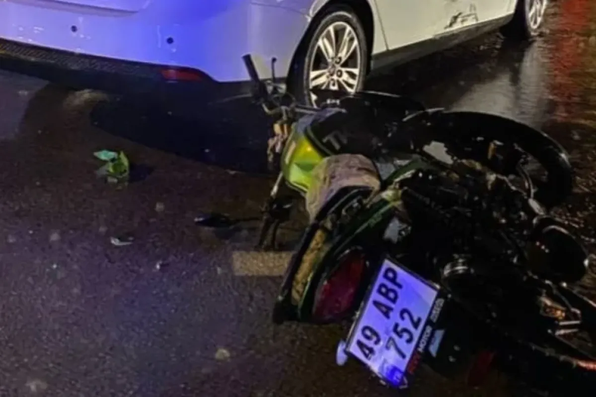 İnegöl’de Korkutan Kaza: 2 Kardeş Hastaneye Kaldırıldı