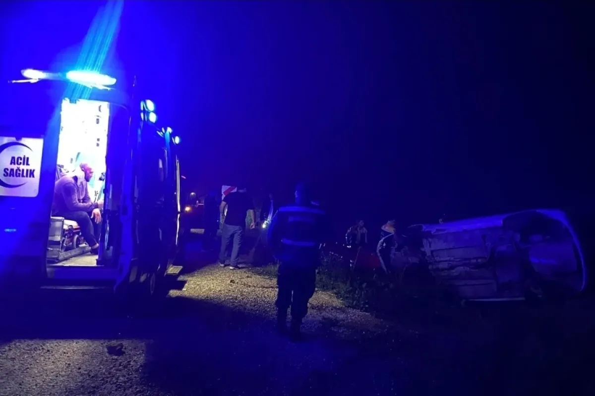 İnegöl’de Kontrolden Çıkan Otomobil Devrildi