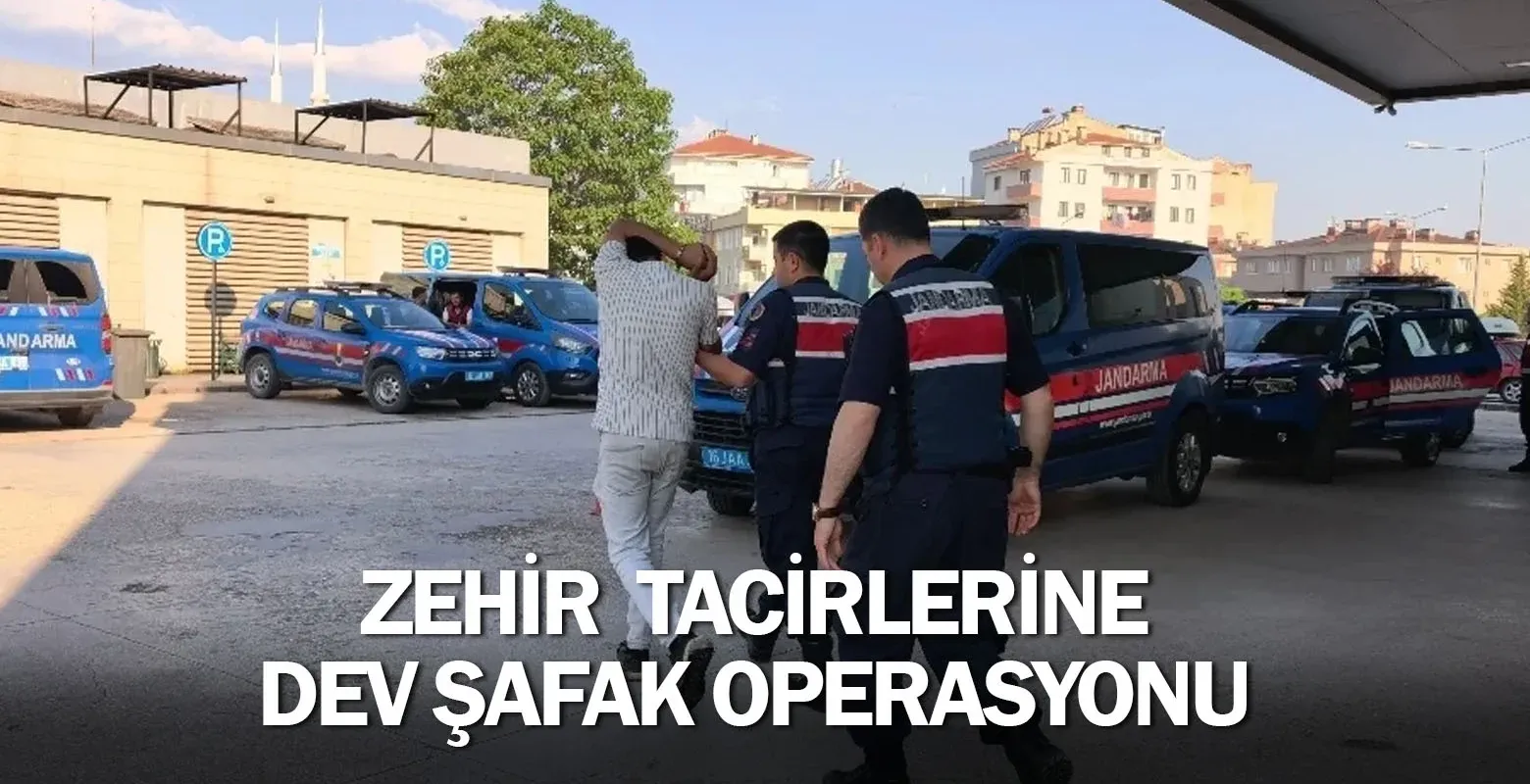 İnegöl'de Jandarmadan zehir tacirlerine dev şafak operasyonu