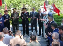 Bursa’da 15 Temmuz programı şehitler anması ile başladı