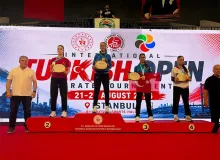 Büyükşehirli Karateci Naz Kayadere’den altın madalya