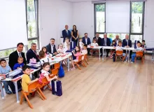 Başkan Vekili Biba, öğrencilerin ilk ders heyecanına ortak oldu