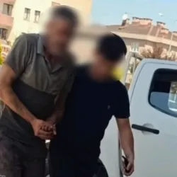 Elini makineye kaptırdı!