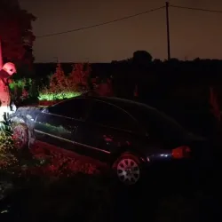 İnegöl'de otomobil tarlaya uçtu!
