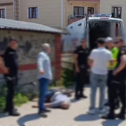 Ecel bisiklet üzerinde yakaladı