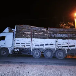 Kaçakçılar jandarmaya takıldı