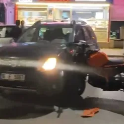 İnegöl'de motosiklet araca saplandı!