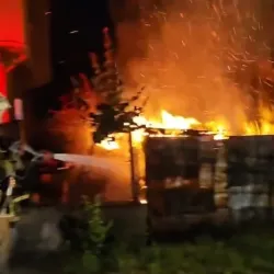 Geceyi alevler aydınlattı!