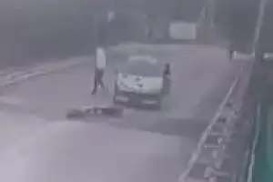 Kaza anı güvenlik kamerasında