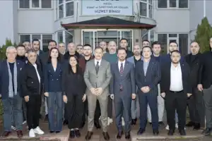 Çavuşoğlu’ndan Altuntepe ve ekibine tebrik ziyareti