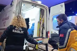 Lastik patlayınca hastanelik oldular