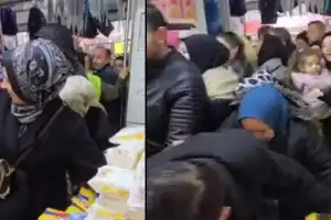 İnegöl'de mağazada 'indirim' izdihamı