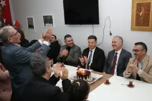 Başkan Taban'a sürpriz kutlama