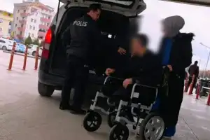 Hem bacaklarını kaybetti, hem ...