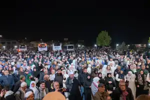 İnegöl'de hacı adayları dualarla uğurlandı