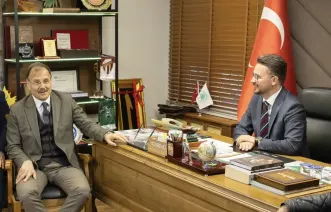 Çavuşoğlu’ndan Altuntepe ve ekibine tebrik ziyareti