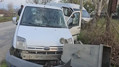 İnegöl'de feci kaza! Çok sayıda yaralı var