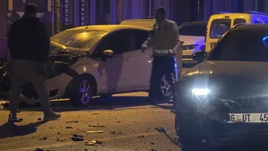 Kafa kafaya çarpıştılar