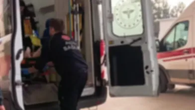 Okulda düşen öğrenci ağır yaralandı