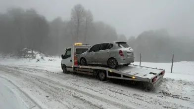 İnegöl-Domaniç yolunda yoğun kar yağışı