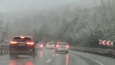 İnegöl'de kar yağışı etkili oluyor! Trafikte son durum ne?