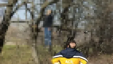 50 Yaşındaki Adam Tarlada Ağaca Asılı Halde Bulundu