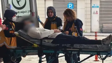 Motosikletten düşen genç yaralandı