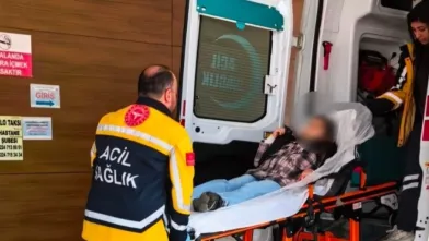 Önüne çıkan araca çarpmamak isterken...