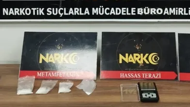 Zehir tacirleri kıskıvrak yakalandı