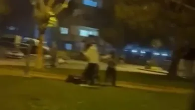 İnegöl'de genç kızların saç saça baş başa kavgası