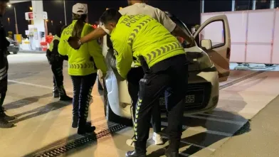 İnegöl'de hareketli anlar! Akaryakıt istasyonuna sığındı