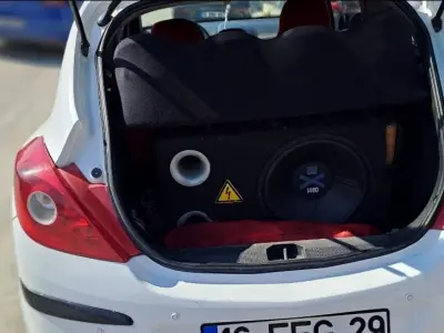 İnegöl'de arabada yüksek sesli müzik dinleme pahalıya mal oldu