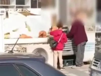 Topladığı paraları sayan dilenciler kamerada