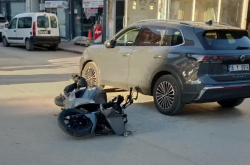 Motosiklet sürücüsü hastanelik oldu!