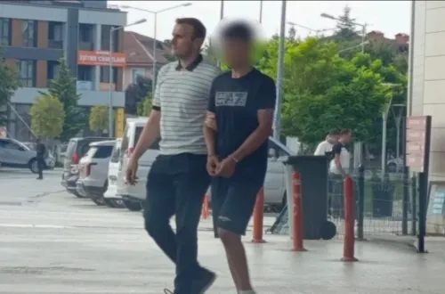 ​Mesajlaşma Tartışması Kanlı Bitti: Arkadaşını Tüfekle Vuran Genç Tutuklandı