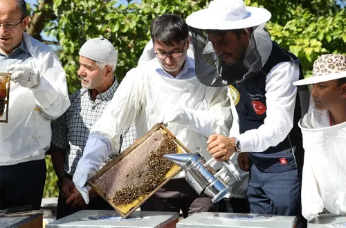 Büyükşehir üretici el ele