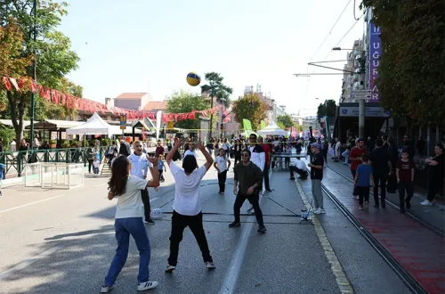Bursa’da ‘Arabasız bir gün, hareketli bir kent’