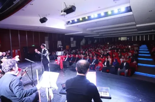 İnegöl Belediyesi Gençlik Korosundan Cumhuriyet Konseri