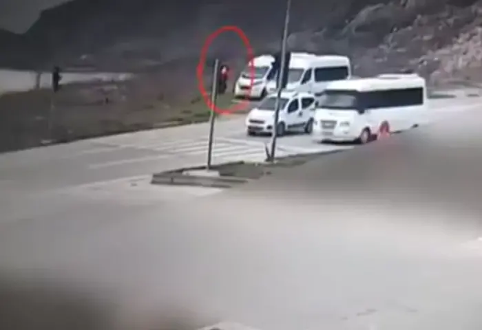 İnegöl'de kırmızı ışık ihlaline ceza yağdı