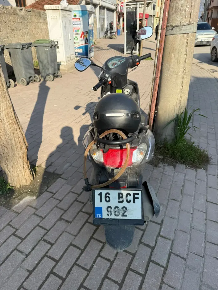 İnegöl'de motosikletli gözünü hastanede açtı İnegöl'de motosikletli gözünü hastanede açtı