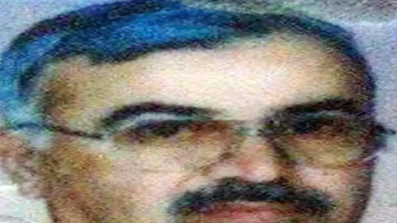 Kafasını traktörün lastiğine kaptırınca hayatını kaybetti