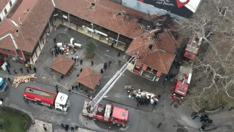 Yangın yeri havadan görüntülendi