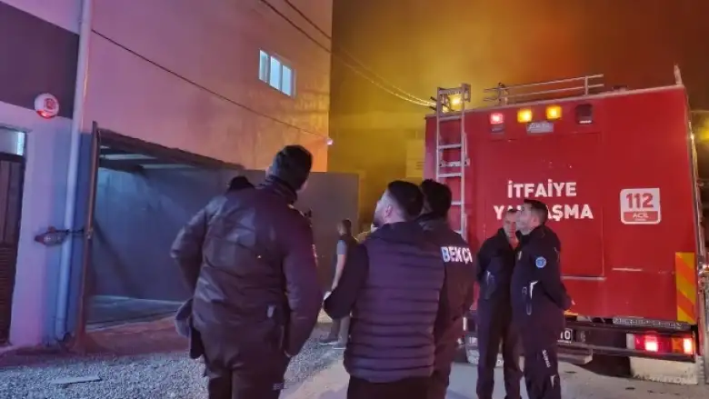 Mobilya sanayinde yangın paniği